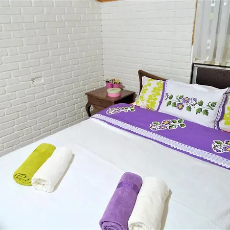 Aydinoglu With Terrace -4 Th Floor Without Lift