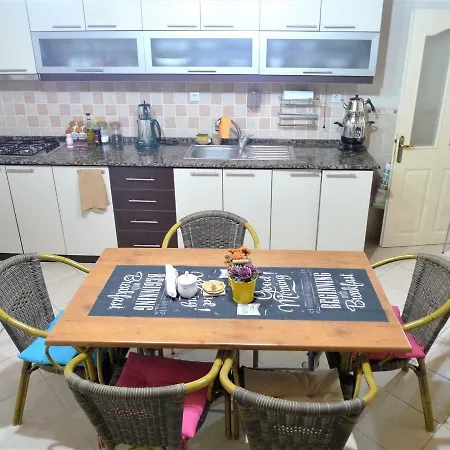 Aydinoglu With Terrace -4 Th Floor Without Lift * Denizli (Denizli)