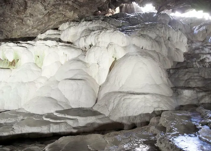 Aydinoglu With Terrace -4 Th Floor Without Lift Apartament